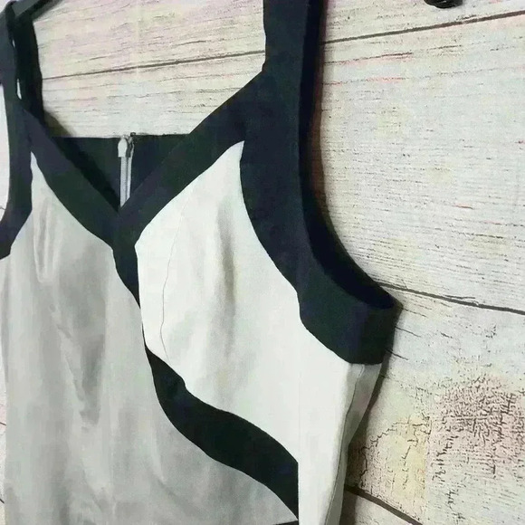 J. Peterman women's black and gray colorblock sheath dress size 4 - Picture 7 of 8